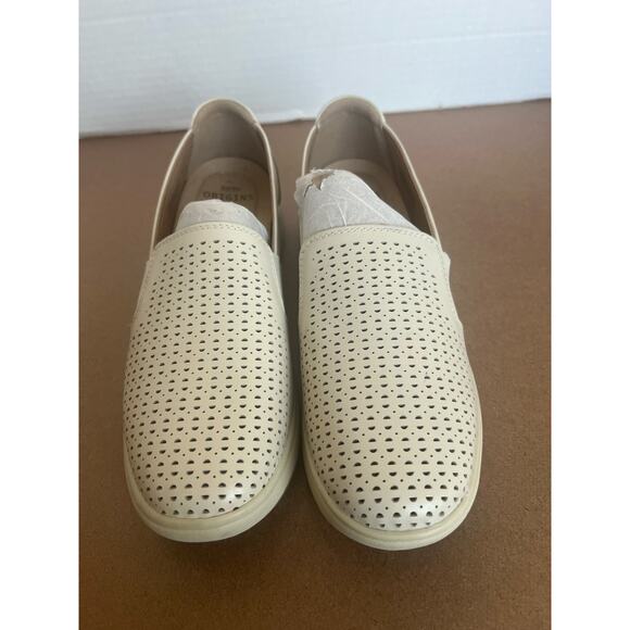 NWOT Earth Origins Elin Cream Leather Laser Cut Slip-On Casual Sneaker Shoe 8.5W - Picture 3 of 12